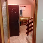 éva *