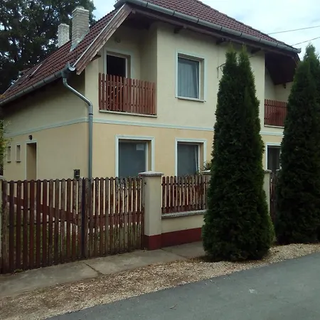 Eva Vendeghaz Hajduszoboszlo